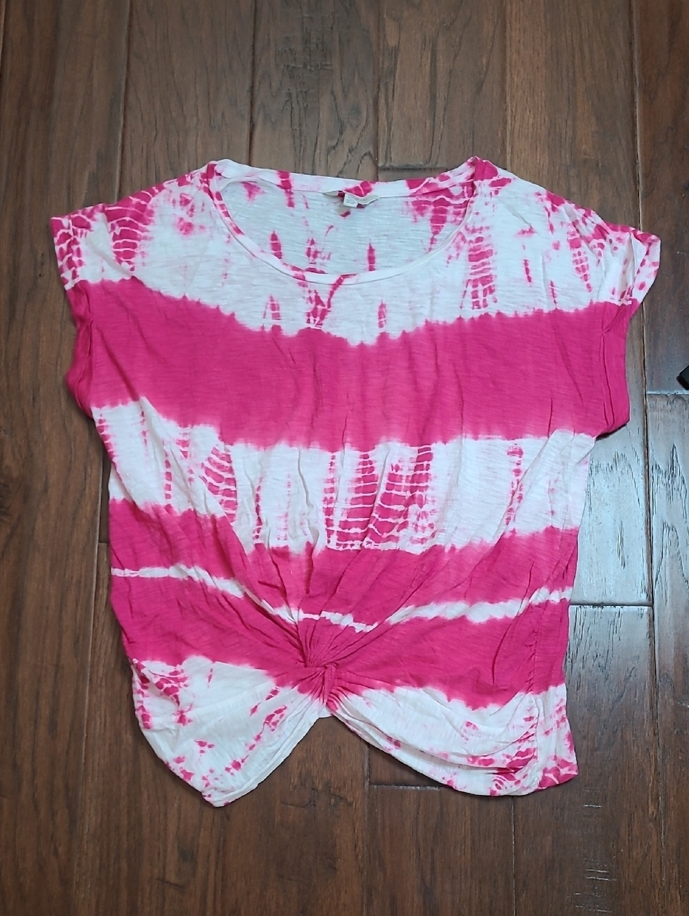 Lucky Brand Hot Pink/Fuchsia & White Tie-Dye Twist-Front Top size Medium